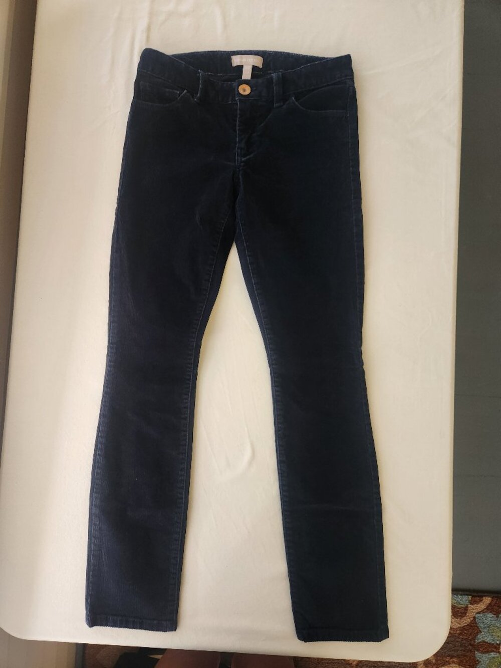 Banana Republic True Navy Fine Wale Corduroy Skinny Pants Size 25P / 0P